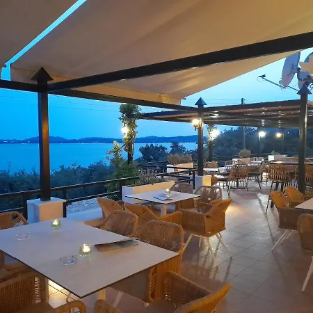 Nissaki Sea View Apartamento *