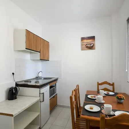 Apartamento Nissaki Sea View